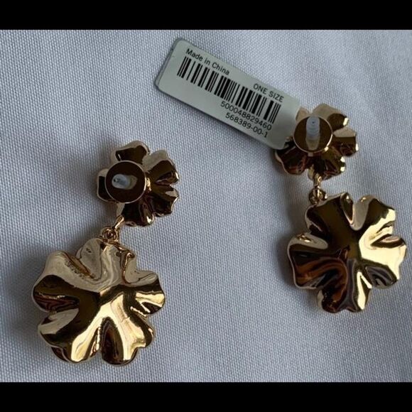 ✨HP✨Banana Republic
Gold Earrings✨  - Picture 5 of 7